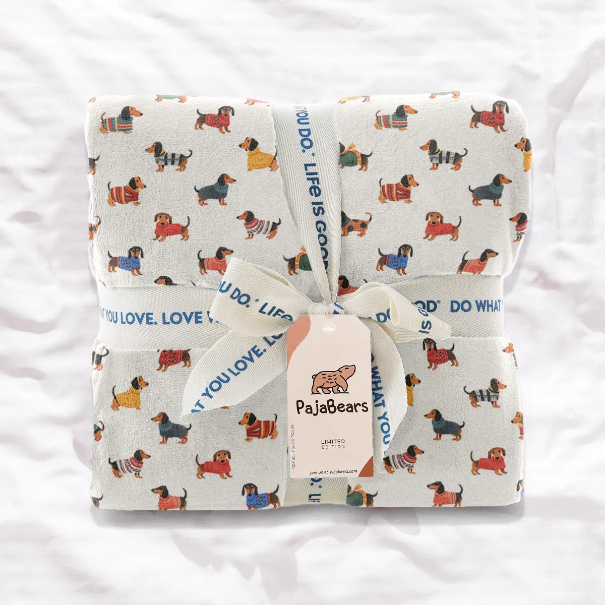 Dachshund Shineful Fleece Blanket Dachshund pattern