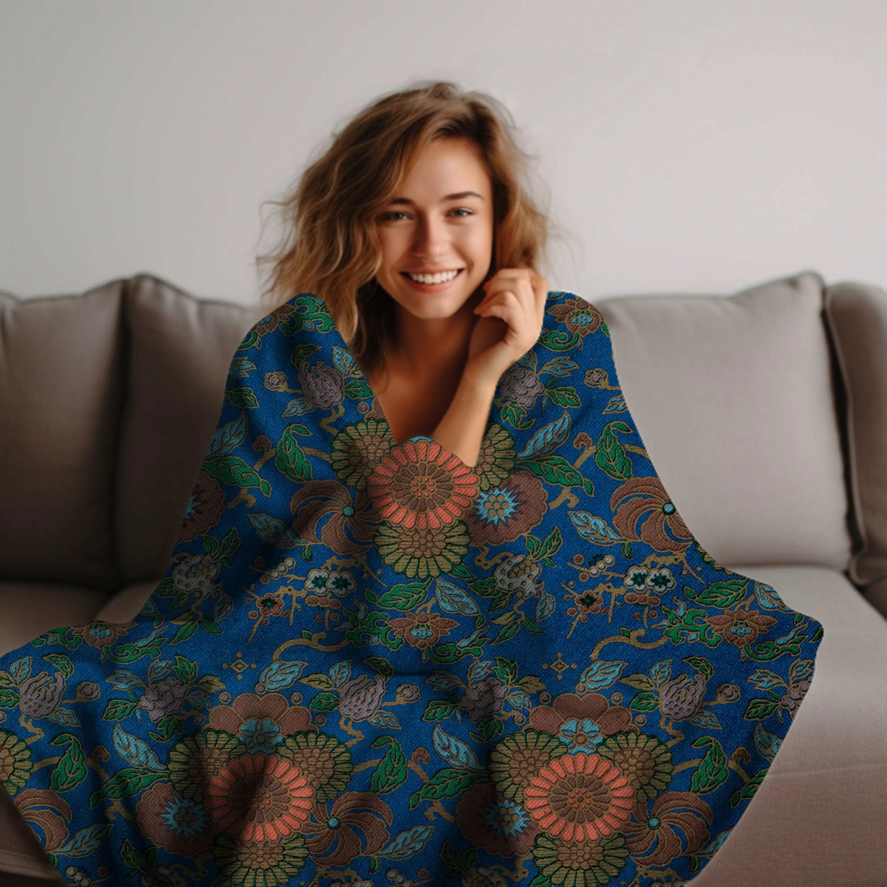 Japanese Art Velveteen Throw Blanket - Cozy Comfort