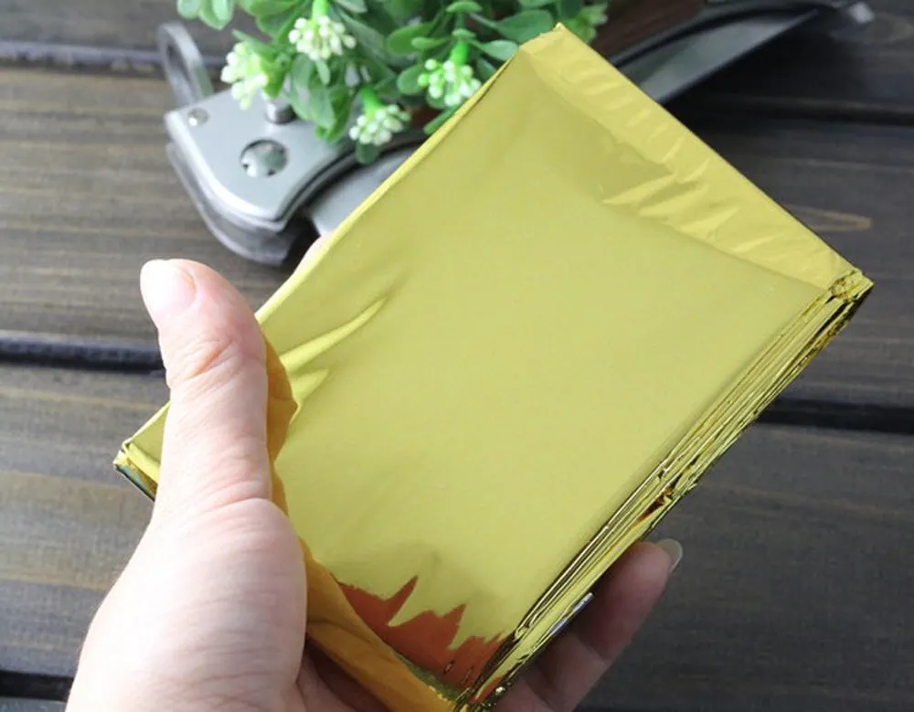 Outdoor Life-saving Emergency Blanket