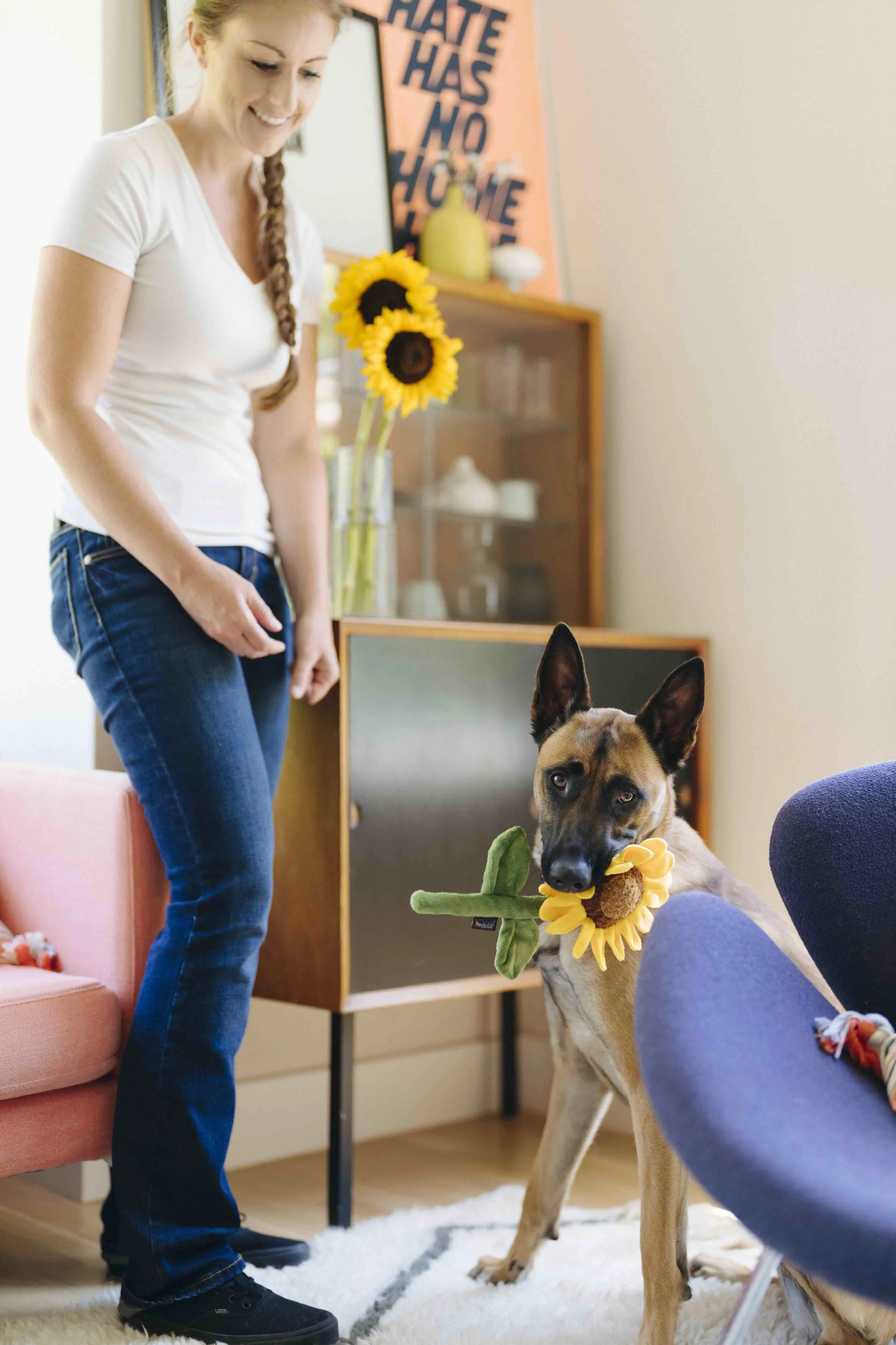 P.L.A.Y. Blooming Buddies Squeaky Plush Dog toys, Sassy Sunflower