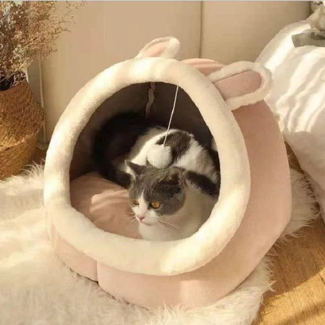 Soft Warm Cat House